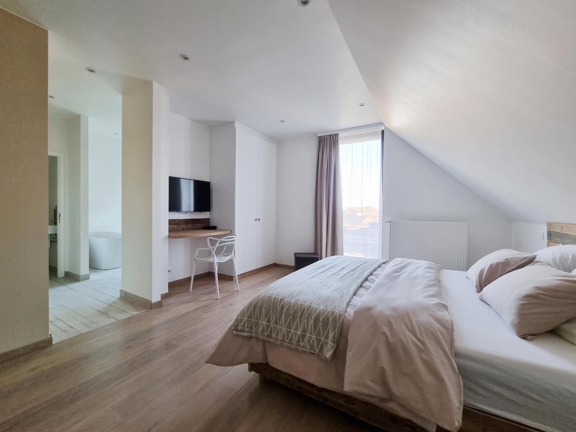 Bed and Breakfast Les Arbres Sous Le Vent A 10 Min De Pairi Daiza Jurbise Екстер'єр фото